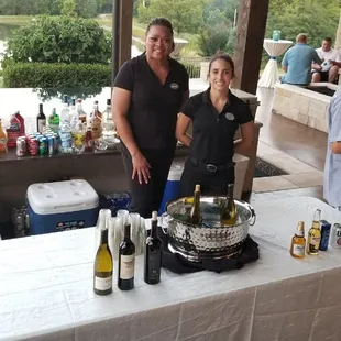 Open Bar (Spain Ranch)
