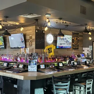 Full bar