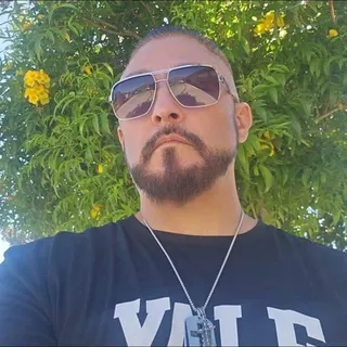 Danny H.