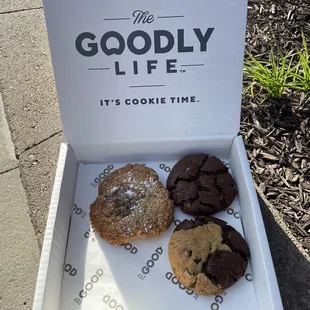 Brookie, Peach Cobbler, Choc PB Love