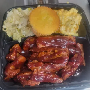 RIB tips with Cabbage and Mac &amp; cheese