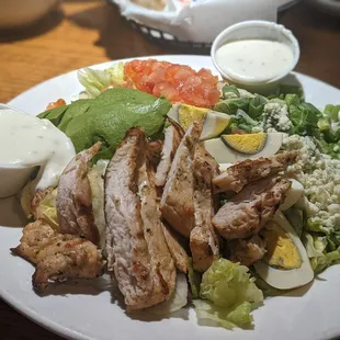 Cobb salad (sans bacon)