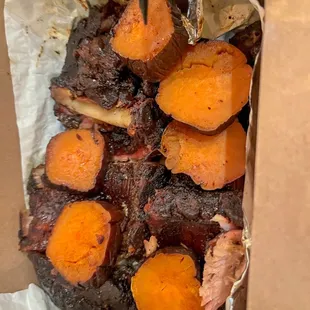 Dry rubbed ribs, with smoked sweet potatoes