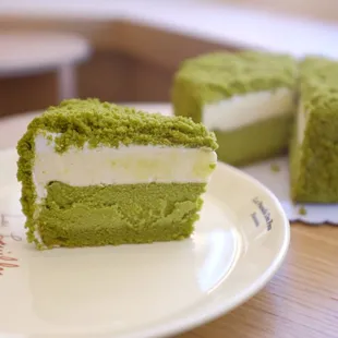 Matcha yuzu cheesecake