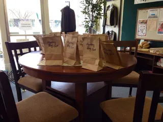 Under His Wings Thrift Shop