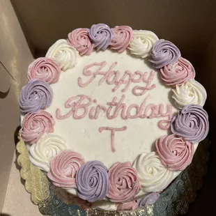 Vegan cake, butter cream icing