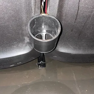 Cup holder.....there's one at each seat.