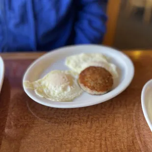 Eggs and patty sausage