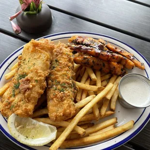 Fish, carrots and fries were perfect!