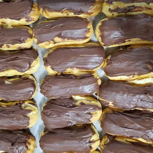 Eclairs