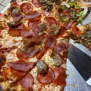 Half Malto Meat and Half Goomba's Supreme