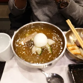 Mul Naengmyeon