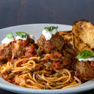 Spaghetti &amp; Meatballs