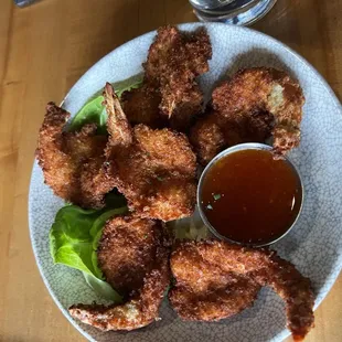 food, chicken wings and fried chicken