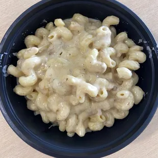 Mac and Cheese with pulled pork