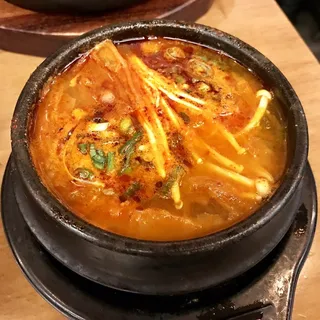 KIMCHI JJIGAE