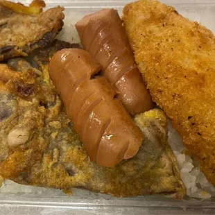 $8 bento ready after 7am. Meat Jun, hot dog and fish. Everyday there are many different combinations.