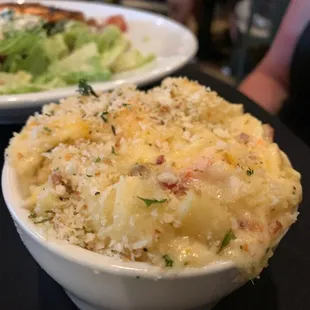 a bowl of macaroni and cheese