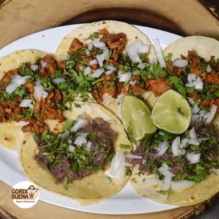Tacos de Asada, Pastor, Carnitas, Barbacoa o Pollo.