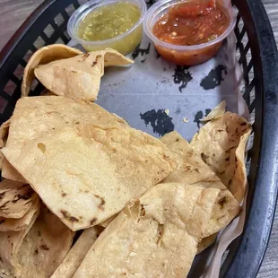 Chips &amp; salsa