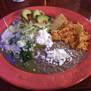 Enchiladas with green mole