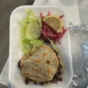 Gordita carne