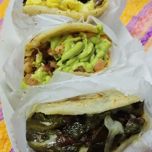Gorditas Bistec y Huevo, Camarón,  Rajas con Queso (top - bottom)