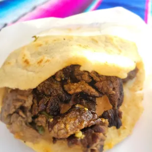 Gordita de Carne Asada