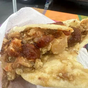 Gordita de chicharron con chile verde...