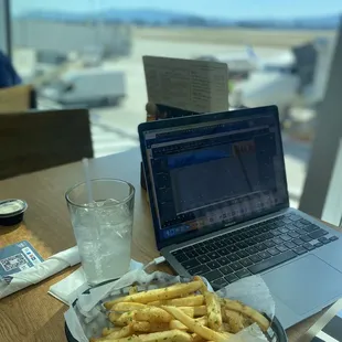 Ginger brew and garlic fries. Great snack!