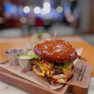 Grilled Pub Burger