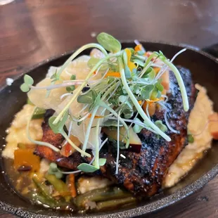 Blackened salmon and cheese grits special was delicious!