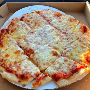 Milwaukee style thin crust