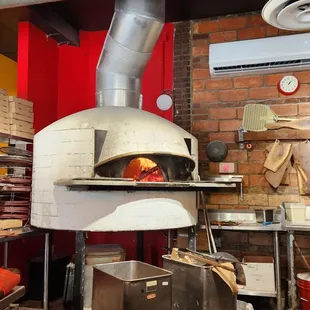 Pizza oven
