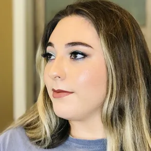 Makeup and hairstyles