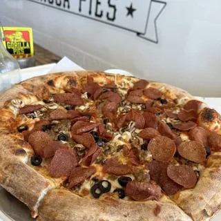 16" Sausage Supreme Pie