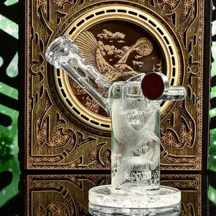 Mothership Glass
Birds and Botanicals
Mini Bub