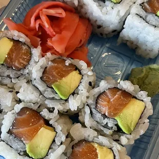 6 Piece Salmon Avocado Roll 6 Piece Salmon Avocado Roll