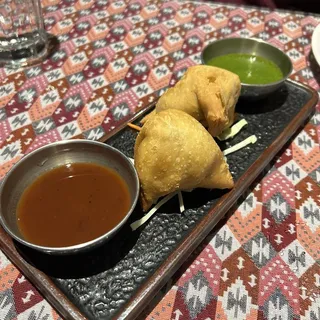 Vegetable Samosa