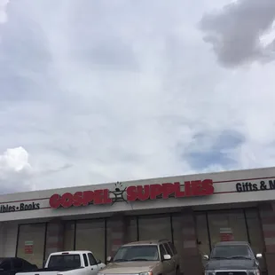 We moved! New location at 5640 E Broadway blvd.