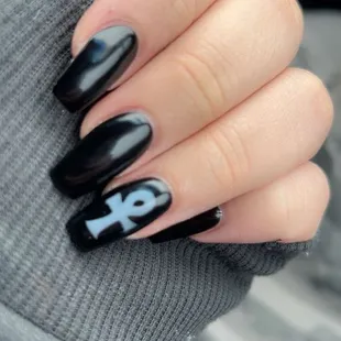 Ms Jenny did such an amazing job on my nails!Absolutely love this diva she did the eternal life symbol so good Hand drawn, pure talent