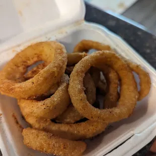 Onion Rings with Cajun Ranch seasoning