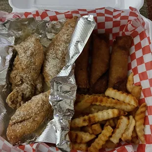 Garlic 3pc Tender With Fry and plain eggrolls