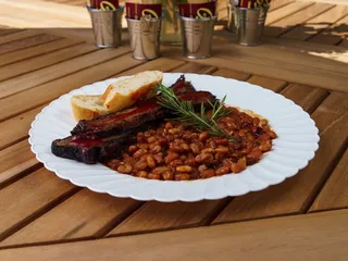 Goldie's Oakwood BBQ