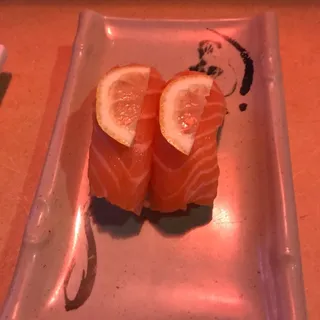 Salmon Nigiri