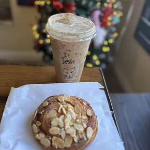 Abuelita latte w/ oat milk