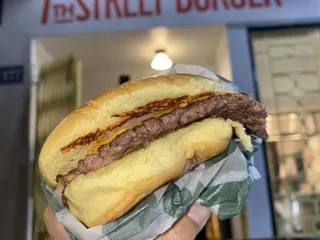 7th Street Burger