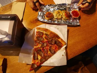 Rosa's Pizza