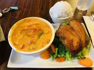 Im Thai Cuisine