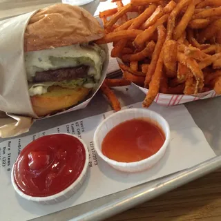 Green Chile Cheeseburger